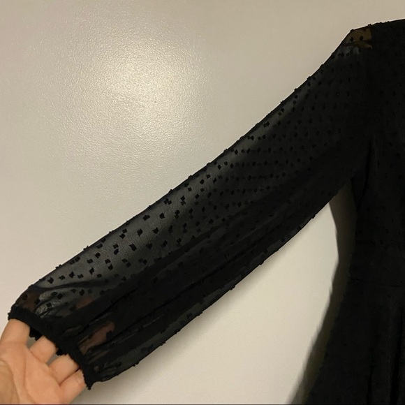 Entro Swiss dot black long sleeve Romper Size Small - Picture 4 of 10